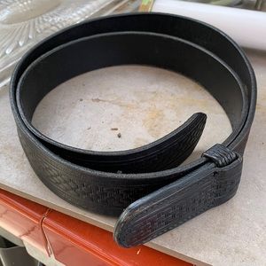 Vogel of Texas black leather men’s belt